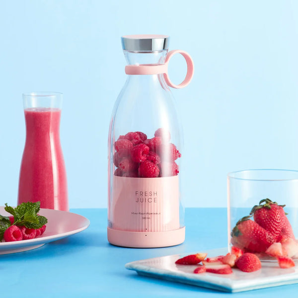 FreshBlend Portable USB Juicer & Smoothie Maker